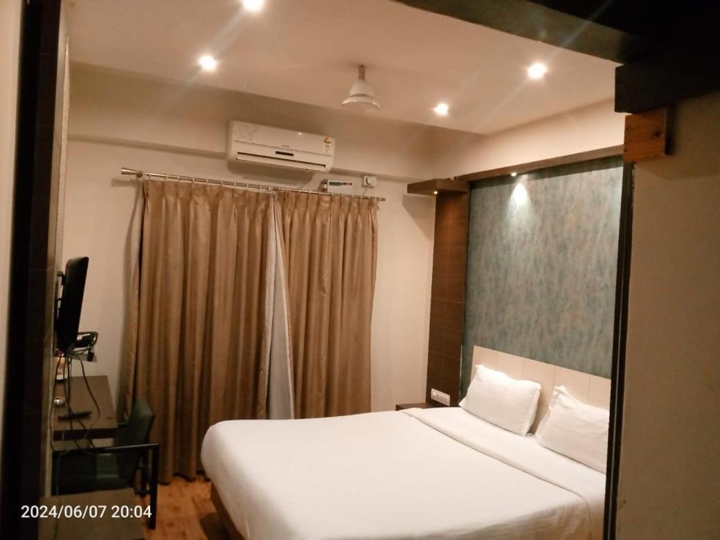 Hotel Sandalwood Inn Bangalore Ngoại thất bức ảnh