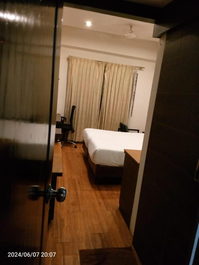 Hotel Sandalwood Inn Bangalore Ngoại thất bức ảnh