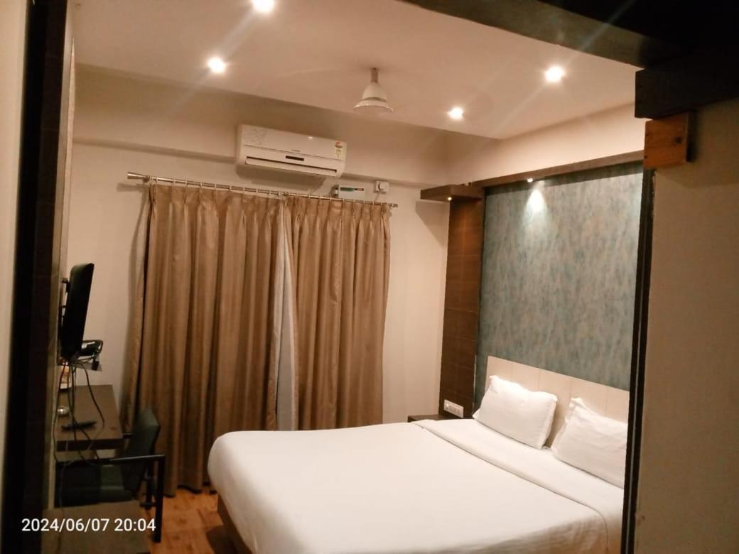 Hotel Sandalwood Inn Bangalore Ngoại thất bức ảnh