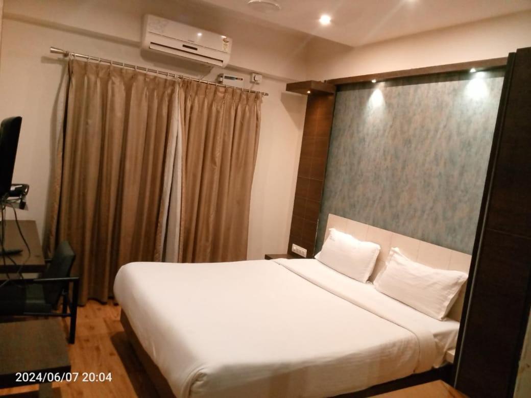 Hotel Sandalwood Inn Bangalore Ngoại thất bức ảnh